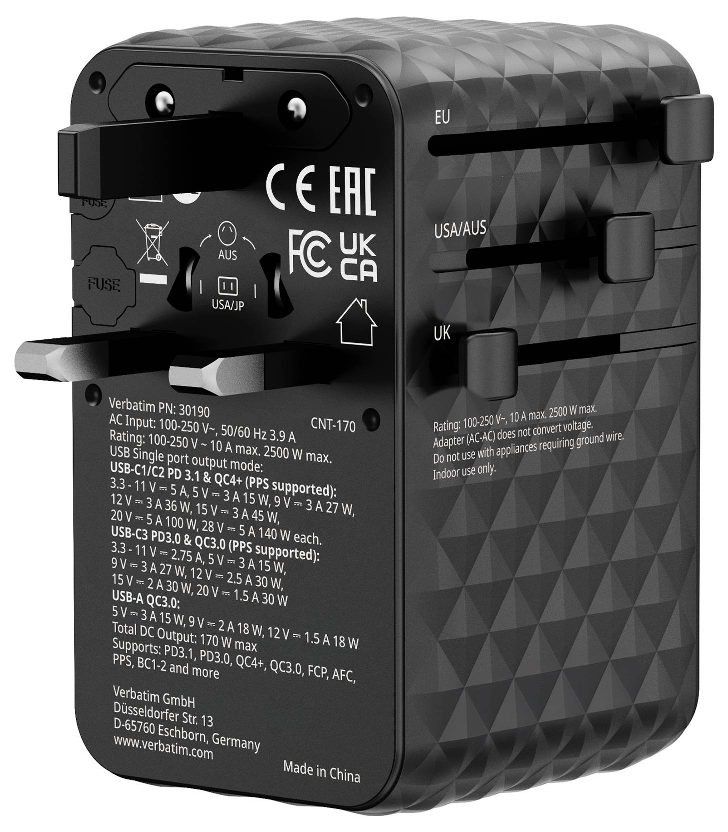 Universeller Reiseadapter mit UK-, EU- und USA/AUS-Steckern zum Einschieben, mit USB-Ladeangaben und Sicherheitsmarkierungen.