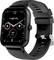 Eine schwarze Smartwatch mit rundem Zifferblatt, weißen Ziffern und Zeigern, Symbolen für Akkuladestand und Herzfrequenz sowie dem Text 785 Kcal.