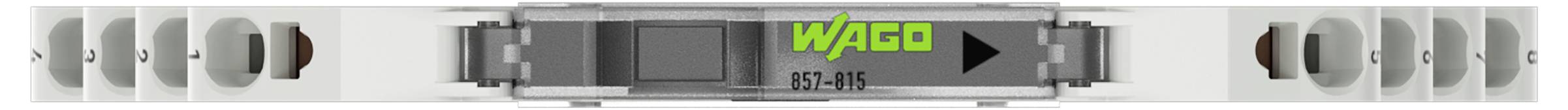 „WCAG REVIEW" wird auf einem grauen rechteckigen Schild mit einem Pfeil nach rechts angezeigt, umgeben von grauen zylindrischen Objekten auf beiden Seiten.