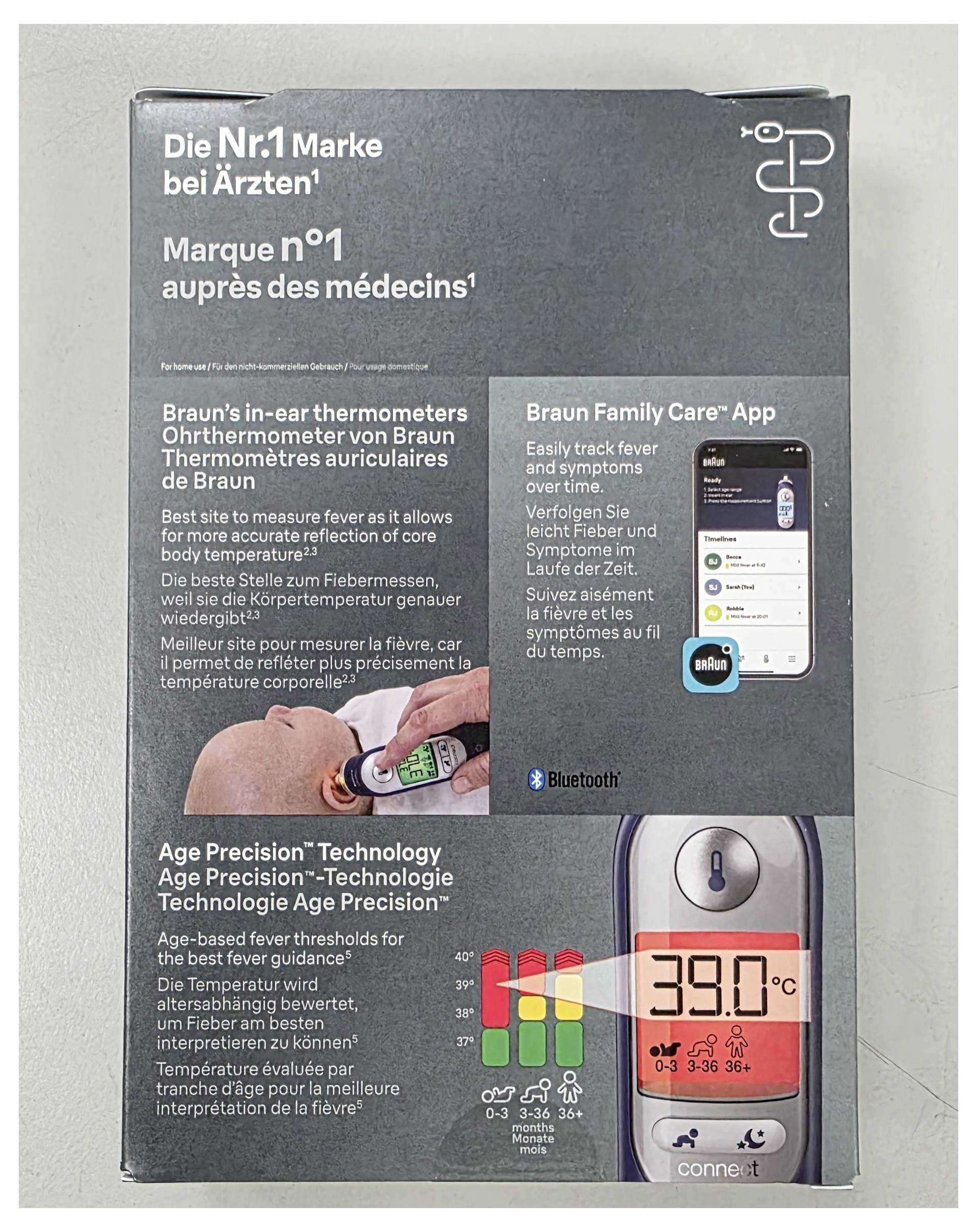 Brauns Ohrthermometer, von Ärzten bevorzugt. Die Funktionen umfassen Genauigkeit und Smartphone-App-Konnektivität. Das Display zeigt 39,0 °C an.