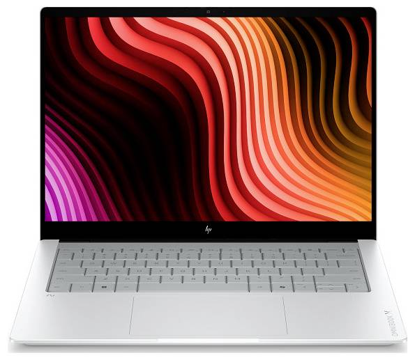 Ein Laptop mit einem farbenfrohen, wellenförmigen rot-orangefarbenen Muster auf dem Bildschirm, vor einem weißen Hintergrund.