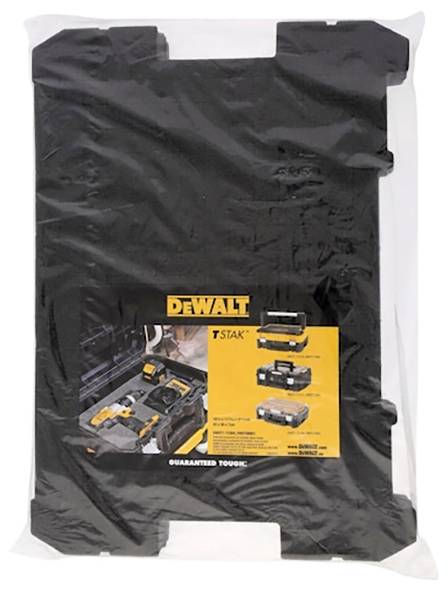 „Dewalt T-Stak" Verpackung mit einem schwarzen Koffer und Bildern mehrerer stapelbarer Werkzeugkästen sowie dem Slogan „Garantiert robust".