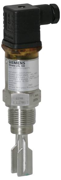 Ein blaues elektronisches Gerät mit der Bezeichnung "SINAMICS G220" mit Bedienfeld und Drehknopf, möglicherweise Teil eines Industriesystems.