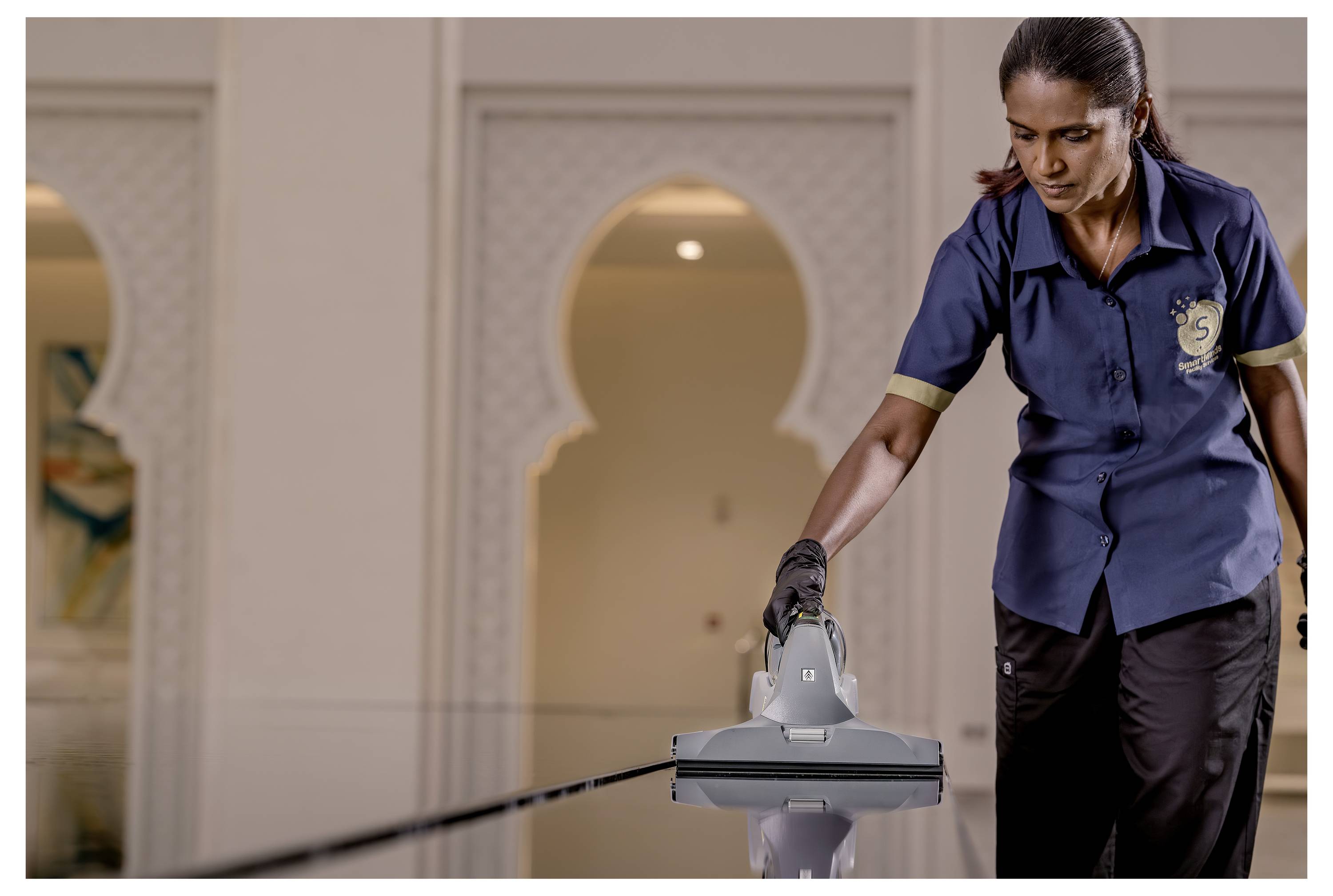 Kärcher Professional WVP 10 Adv *EU Fenstersauger Schwarz Anzahl mitgelieferte Akkus 2-7