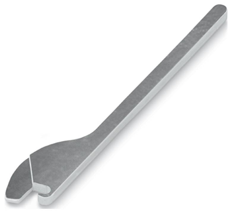 Ein Metallschlüssel diagonal positioniert, wird zum Anziehen oder Lockern von Muttern oder Schraubenbolzen verwendet.