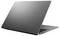 Ein silberner Laptop, teilweise geschlossen, mit dem Deckel, auf dem der Text „ASUS Vivobook" zu sehen ist, und Anschlüsse auf der rechten Seite sichtbar.