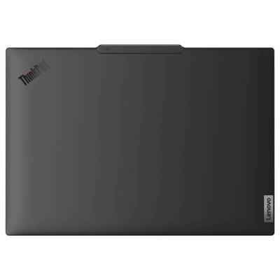 Ein geschlossener Laptop mit schwarzem Deckel, mit den Logos „ThinkPad" und „Lenovo" an gegenüberliegenden Ecken.
