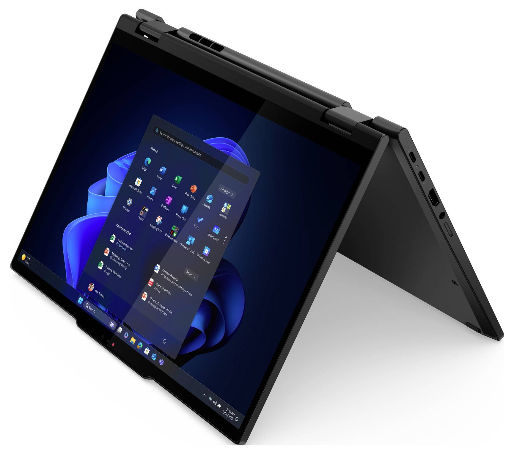 Ein schwarzer Laptop, der den Windows 11-Startbildschirm anzeigt, mit verschiedenen Anwendungssymbolen in der Taskleiste. Das Gerät ist leicht geöffnet angewinkelt.