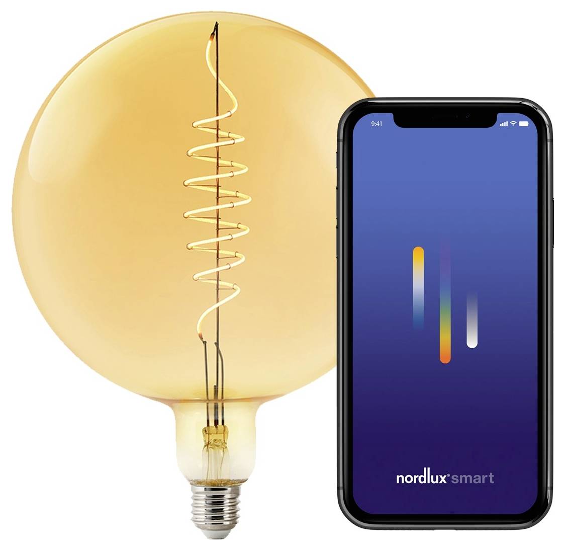 Ein Smartphone, das die App "nordlux smart" anzeigt, steht neben einer großen runden Glühbirne aus Bernstein mit sichtbarem Spiralglühfaden.