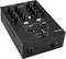 „DJ-Mixer mit Drehreglern, Schiebereglern und Mikrofoneingang, beschriftet mit „American Audio PM-22P", wird zum Anpassen von Audiopegeln und Effekten verwendet."