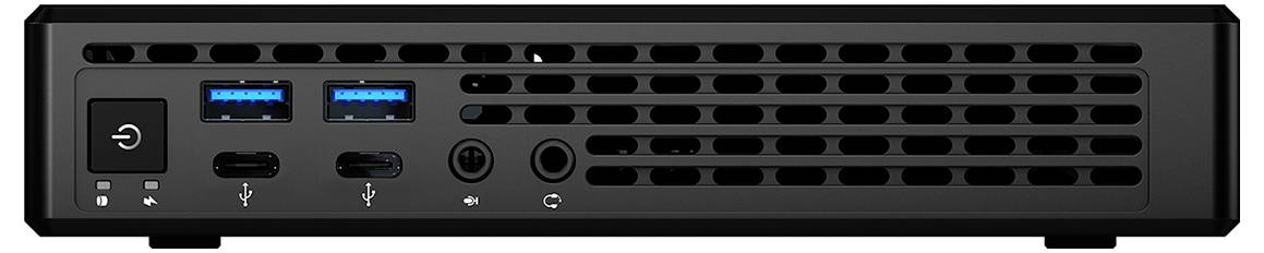 Vorderansicht eines kleinen schwarzen Computers mit Ein-/Ausschalter, zwei USB-Anschlüssen, zwei USB-C-Anschlüssen und einer Audiobuchse neben Lüftungslöchern.
