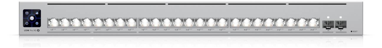 Ein Netzwerk-Switch mit 24 Ethernet-Anschlüssen und 2 Glasfaser-Anschlüssen wird angezeigt, der zum Verbinden mehrerer Geräte innerhalb eines lokalen Netzwerks verwendet wird.