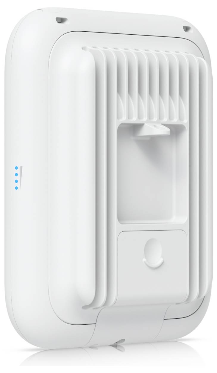 Ein schwarzes Doro-Tastentelefon von hinten, das die Kamera, den Blitz und das Doro-Logo hervorhebt.