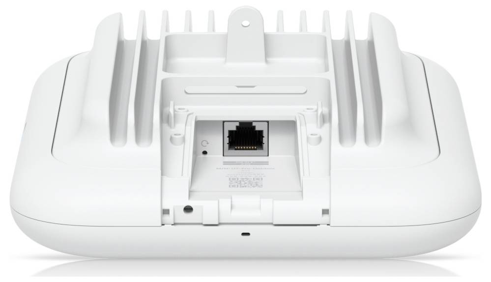 Das Bild zeigt die Unterseite eines weißen kabellosen Zugangspunkts mit Rippen, mit einem Ethernet-Anschluss und einer Befestigungshalterung.