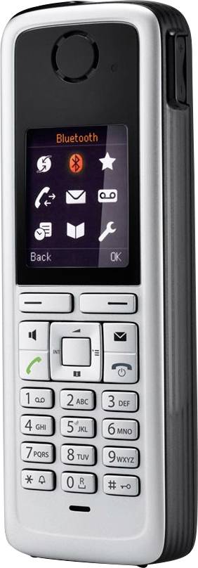 Ein silber-schwarzes Feature-Phone mit kleinem Farbdisplay, das Symbole für Anrufe, Nachrichten und Bluetooth anzeigt. Numerische Tastatur darunter.