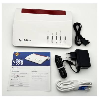 Ein weißer Router mit roten Akzenten, beschriftet mit „FRITZ!Box", zusammen mit einem Netzteil, einem Ethernet-Kabel, einem Telefonkabel und einer Bedienungsanleitung.