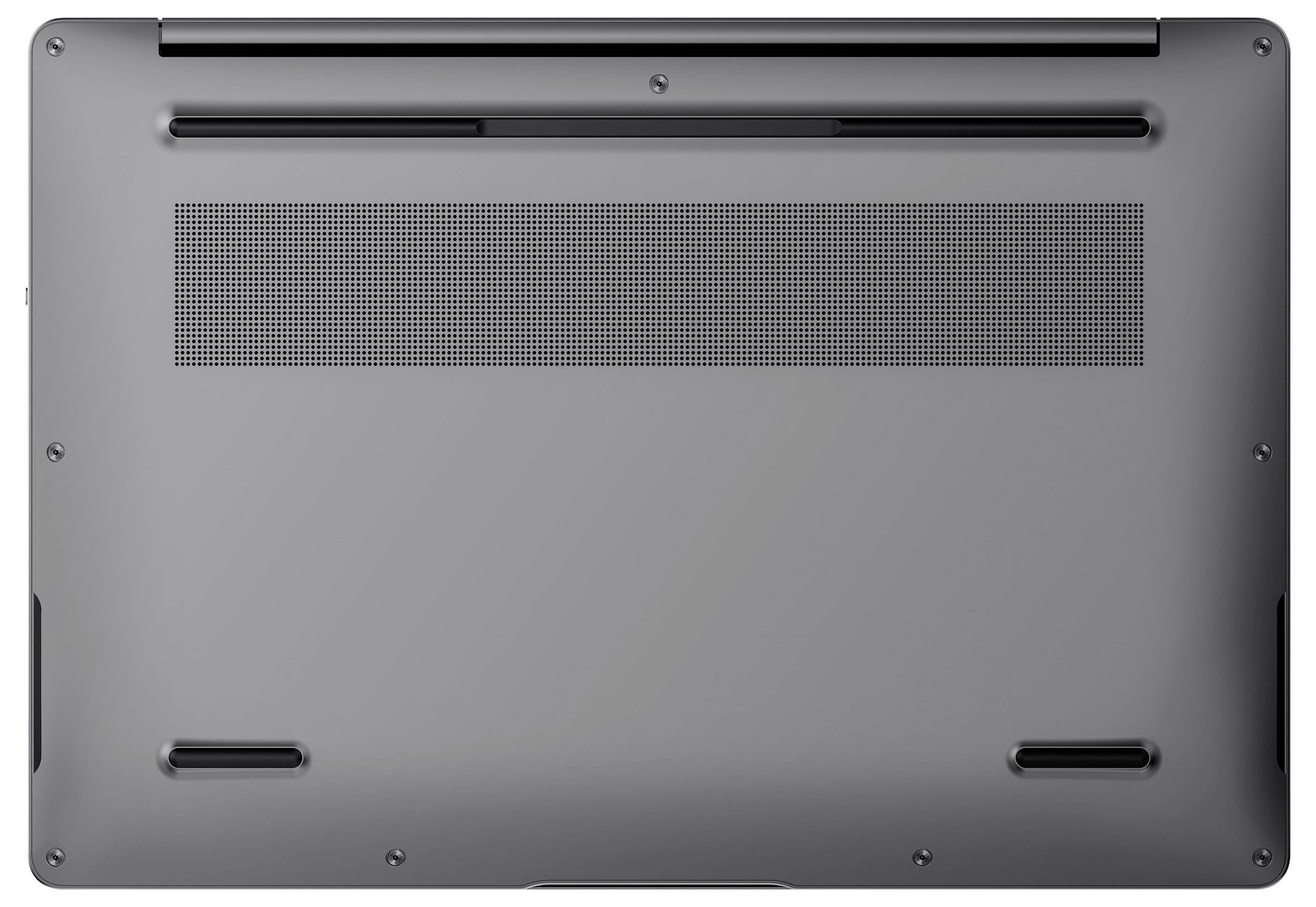 Das Bild zeigt die Unterseite eines grauen Laptops mit Belüftungsschlitzen und gummierten Füßen an den Ecken für Stabilität.