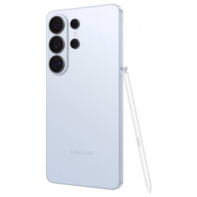 Ein hellblaues Samsung-Smartphone mit drei rückseitigen Kameras und einem S Pen an der Seite, das elegantes Design und Funktionalität präsentiert.