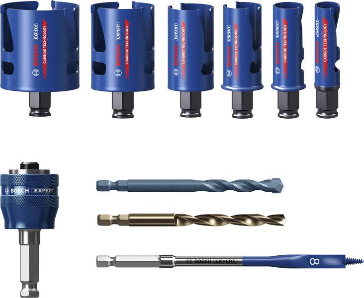 Ein Satz von Schneidwerkzeugen und Bohrern, einschließlich sechs blauer Lochsägen, jede mit 'Bosch Expert Sheet Metal' beschriftet, angeordnet in zwei Reihen.