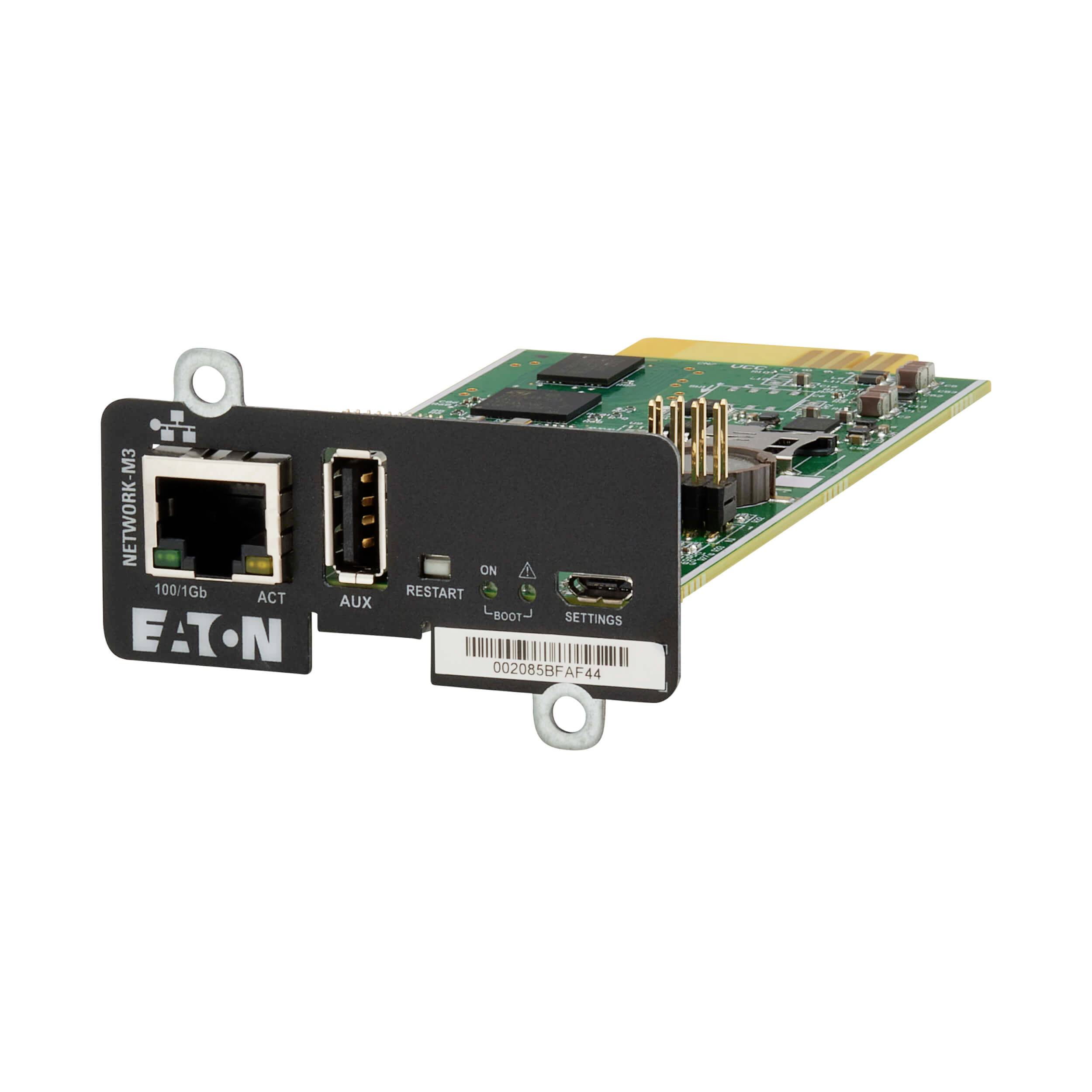 Die 'Eaton Network-M3'-Karte mit Ethernet- und USB-Anschlüssen, entwickelt für Netzwerkverbindung und Geräteverwaltung.