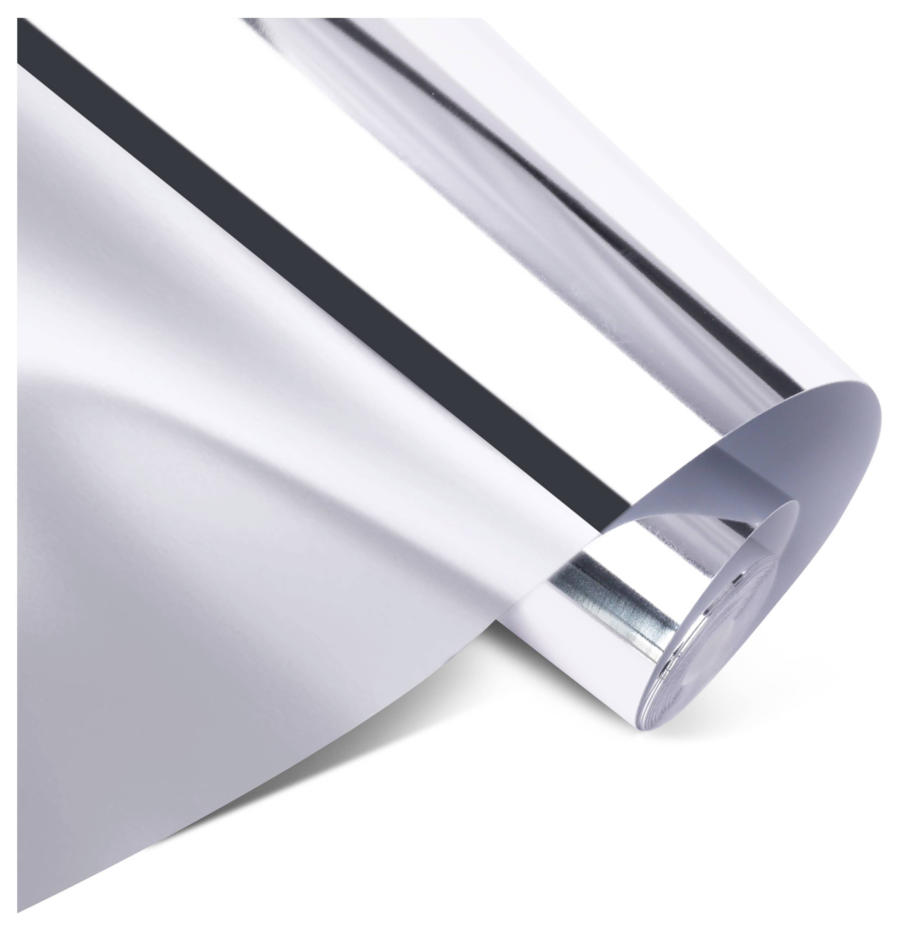 Eine Rolle glänzende silberne Folie, teilweise abgerollt, die ihre glatte, reflektierende Oberfläche hervorhebt.