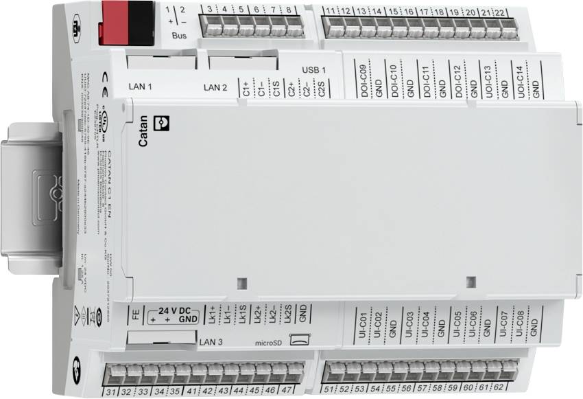 Ein Kontrollmodul mit verschiedenen Anschlüssen und Steckverbindern, die mit LAN, USB und GPIO gekennzeichnet sind, um die Schnittstelle mit verschiedenen elektronischen Geräten zu ermöglichen.