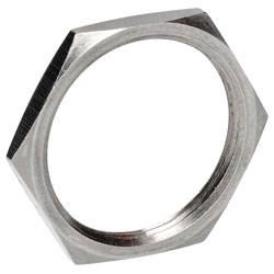 Eine sechskantige Metallmutter mit einer glänzenden, reflektierenden Oberfläche, die zum Befestigen von Bolzen verwendet wird.