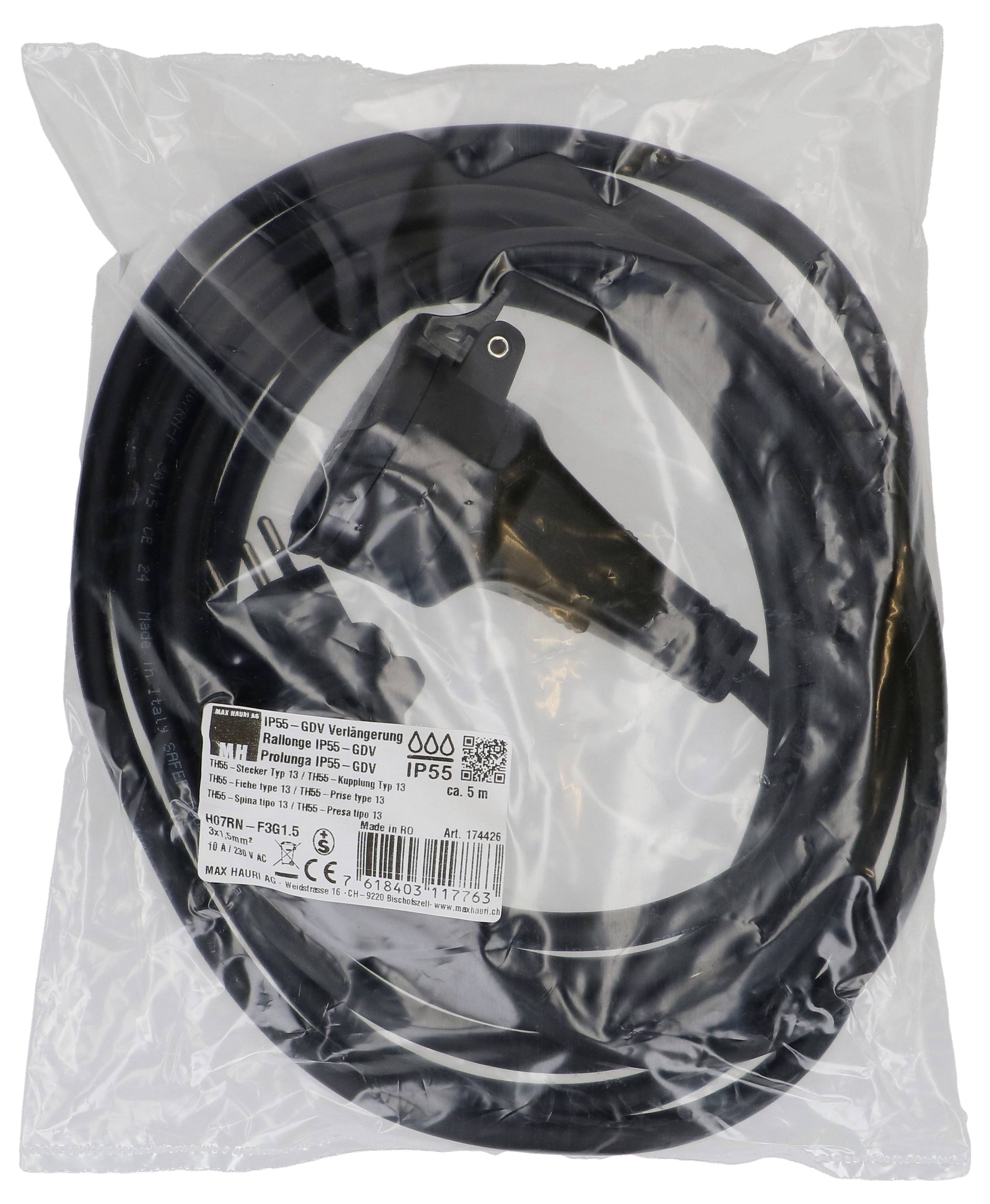 Ein aufgerolltes schwarzes Stromkabel in einer transparenten Kunststofftüte mit sichtbarem europäischen Stecker. Die Verpackung zeigt Produktspezifikationen und einen Barcode.
