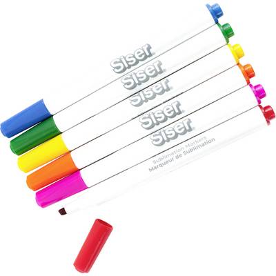 Ein Set aus farbenfrohen Sublimationsmarkern mit verschiedenen Deckelfarben, nebeneinander liegend, wobei ein roter Deckel entfernt und unter den Markern platziert wurde.