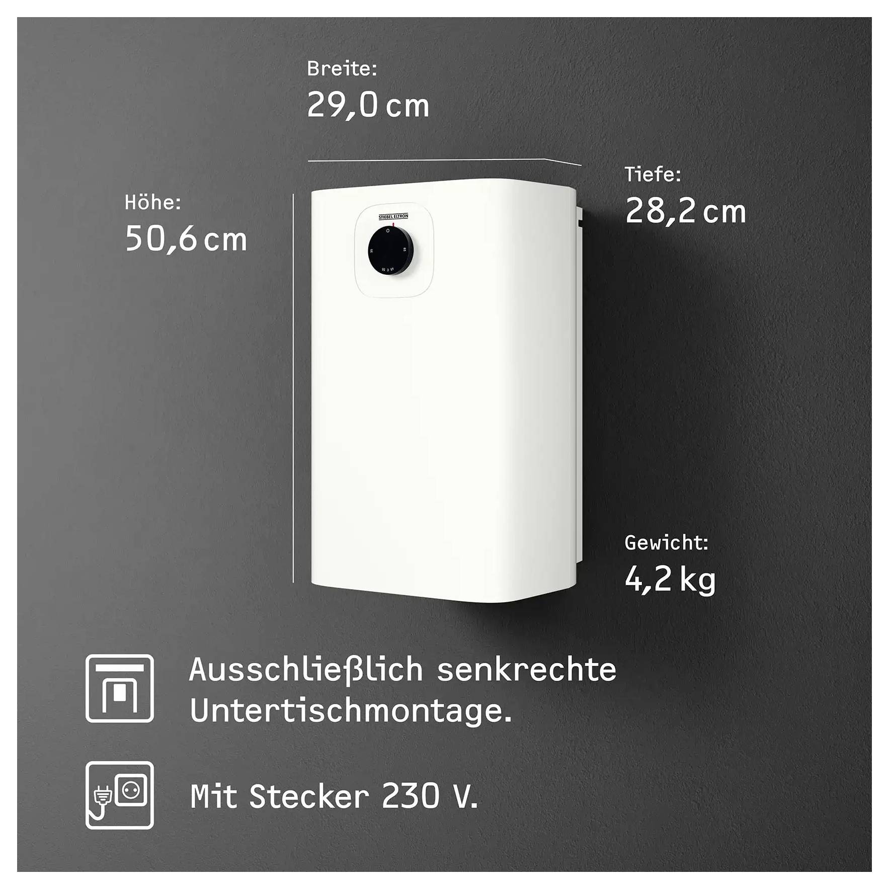 Elektrisches Gerät an der Wand, beschriftete Abmessungen: 29 cm breit, 50,6 cm hoch, 28,2 cm tief, 4,2 kg. Vertikal nur unter dem Spülbecken, mit 230-V-Stecker.