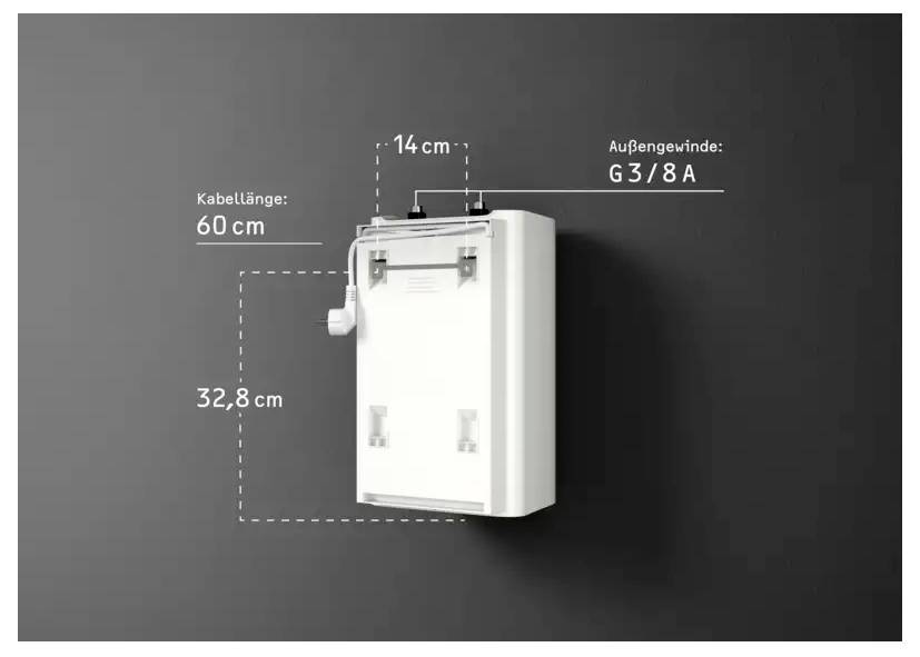 Durchlauferhitzer an einer Wand mit Abmessungen: Höhe 32,8 cm, Breite 14 cm; Kabellänge 60 cm; Ausgang G3/8A.