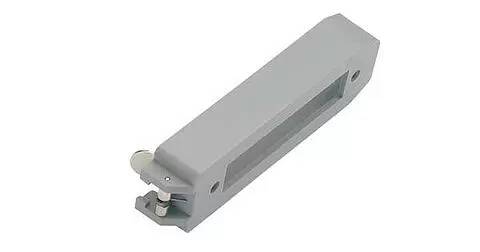 Zeichnung eines 20-poligen weiblichen Steckverbinders mit doppelreihigem Design, wobei jeder Stift vertikal positioniert ist und für elektronische Verbindungen verwendet wird.