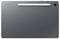 Rückansicht eines Samsung-Tablets mit einem Stylus, der magnetisch oben in der Nähe befestigt ist. Die Kamera ist in der oberen rechten Ecke sichtbar.