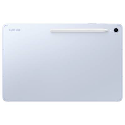 Ein hellblaues Samsung-Tablet von hinten betrachtet, mit einem Stylus oben befestigt und einer Kamera in der oberen rechten Ecke.