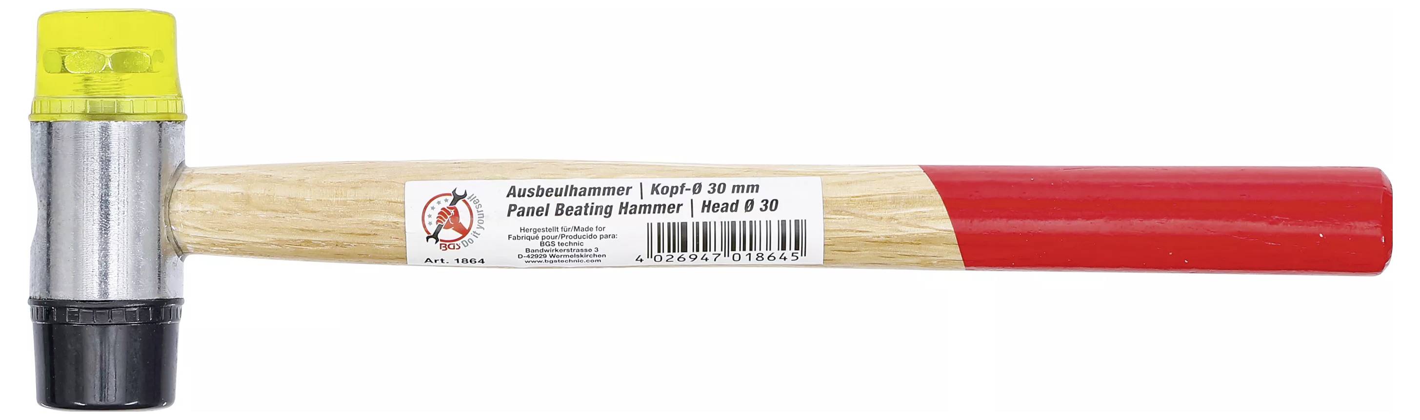 Ein Holzgriff-Ausbeulhammer mit rotem Gummigriff und doppelseitigem Metallkopf, wobei eine Seite mit einer gelben Kunststoffkappe versehen ist.