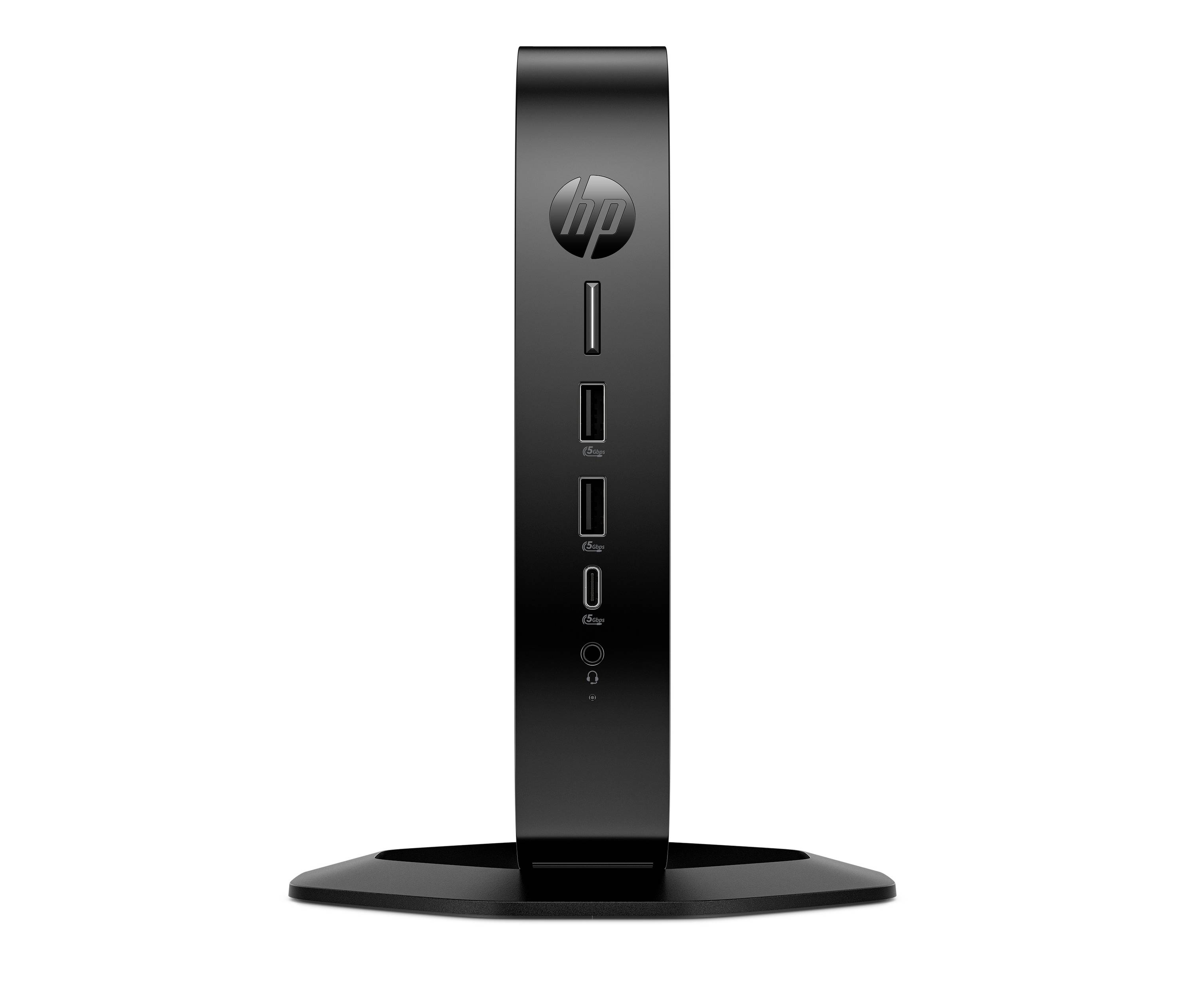 Ein schwarzes elektronisches Gerät mit einem Netzschalter, einem USB-C-Anschluss, zwei USB-Anschlüssen und einer Audiobuchse auf der Frontplatte.