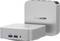 Zwei silberne GEEKOM Mini-PCs in einem Winkel dargestellt, einer frontal mit USB-Anschlüssen, Audiobuchse und Ein-/Ausschalter; einer steht dahinter.