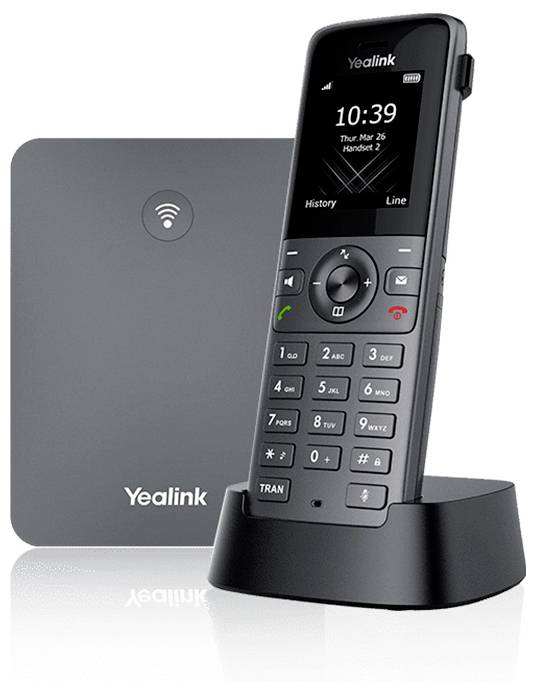 Ein Yealink-Schnurlostelefon mit einer Ladestation und Wireless-Konnektivitätssymbol, das "10:39" anzeigt und auf einem eleganten Ständer montiert ist.