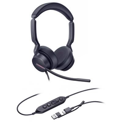 Ein schwarzes Over-Ear-Headset mit gepolstertem Kopfbügel und Mikrofon, ausgestattet mit Inline-Bedienelementen auf einem Kabel mit USB- und USB-C-Anschlüssen.