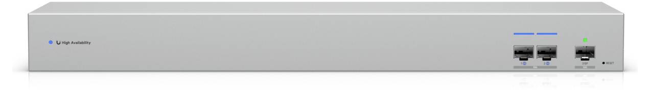 Ein silbernes Netzwerkgerät mit Cisco-Logo, zwei als „Internet" und „LAN" beschriftete Ethernet-Anschlüsse und LED-Indikatoren auf der Frontplatte.