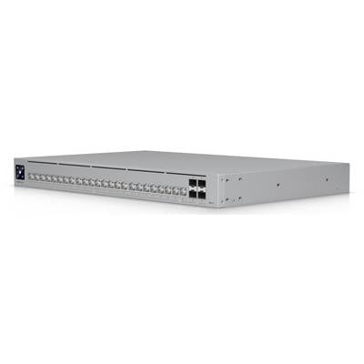 Ein silberner Netzwerk-Switch mit 24 Ethernet-Anschlüssen und 4 zusätzlichen Uplink-Anschlüssen, entwickelt für die Datenkommunikation in Netzwerkaufbauten.