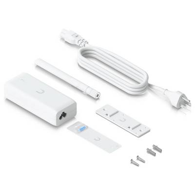 'Indoor Ethernet-Überspannungsschutz inklusive Kabel, Schrauben und Montageset, entworfen um Netzwerkgeräte vor Überspannung zu schützen.'