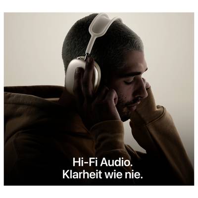 Person mit Kopfhörern genießt Musik. Darunter steht der Text 'Hi-Fi Audio. Klarheit wie nie.' im Vordergrund einer neutralen Kulisse.