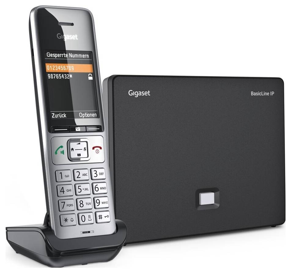 Ein schnurloses Telefon mit numerischer Tastatur auf einer Ladebasis neben einem "BasicLine IP"-Gerät, wobei auf dem Bildschirm blockierte Nummern angezeigt werden.