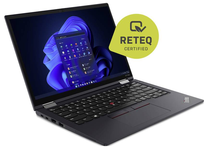 Ein schwarzer Laptop mit leicht geöffnetem Bildschirm zeigt das Windows 11-Startmenü an. Ein grünes "RETEQ Certified"-Abzeichen ist oben sichtbar.