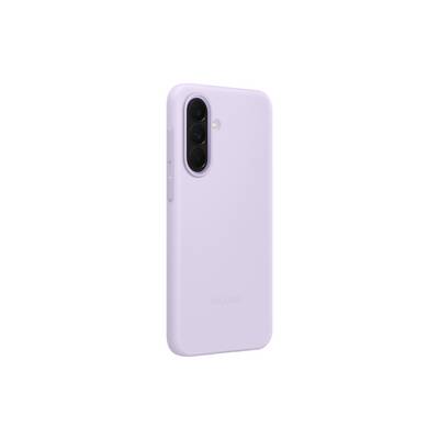 Rückseite eines hellvioletten Samsung-Smartphones mit Dreifach-Kameramodul auf der Rückseite und Blitz auf weißem Hintergrund.