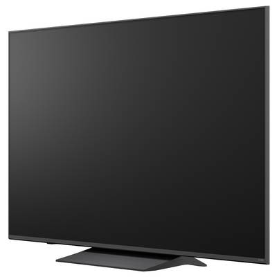 Großer schwarzer Flachbildfernseher auf einem Ständer, schräg vor einem einfachen weißen Hintergrund gezeigt.