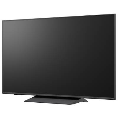 Großer Flachbildfernseher mit schwarzem leerem Bildschirm auf einem Ständer, Vorderansicht vor weißem Hintergrund.