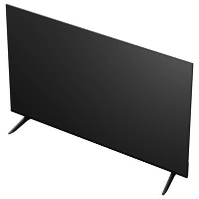Ein schwarzer Flachbildfernseher auf zwei schrägen Standbeinen, vor einem weißen Hintergrund.