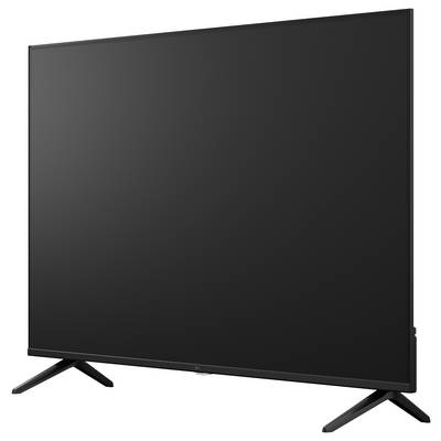 Flachbild-Fernseher mit schwarzem, leerem Bildschirm auf zwei geneigten Beinen, vor weißem Hintergrund dargestellt.